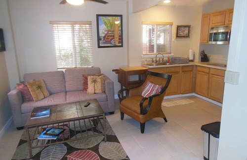 Pupukea Apartment | Awesome private studio w/AC one block to Sunset Beach