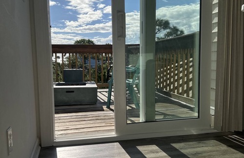 Plantation Cottage | Awesome St George Island Home, Walk to Beach! PET FRIENDLY