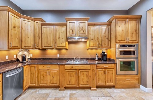 North Scottsdale Condo | Awesome TROON North 3/3 Pinnacle Peak Condo. Across from the Four Seasons Resort