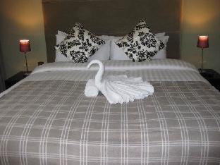 Battersea Apartment | Axiom Park Hotel