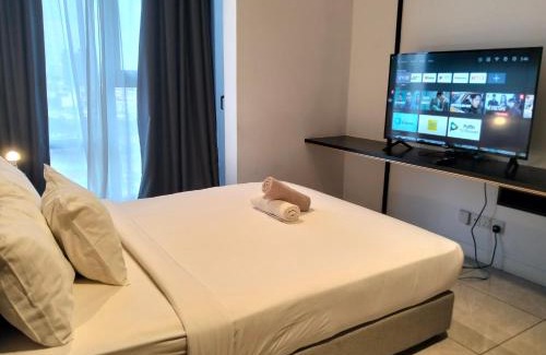Bukit Bintang Apartment | Axon Residence Bukit Bintang At Infinity pool KlCc