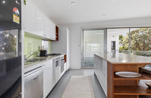 Casuarina House | AYANA Casuarina - Oceanside house walking distance to cafe