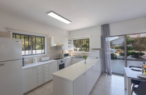 Ayia Napa Villa | Ayia Napa Holiday Villa MO3 - a villa that sleeps 10 guests in 4 bedrooms