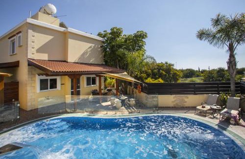 Ayia Napa Villa | Ayia Napa Tropical Beach Villa