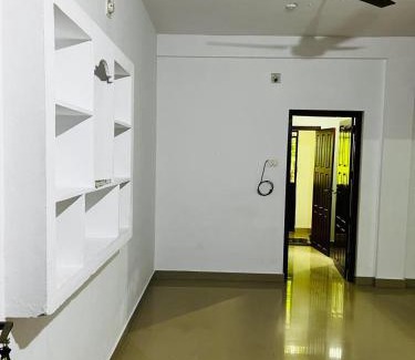Chittilapilly Apartment | Aysha Apartment Guruvayur