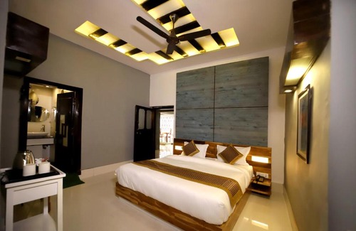 Ramnagar Villa | Ayu Villa