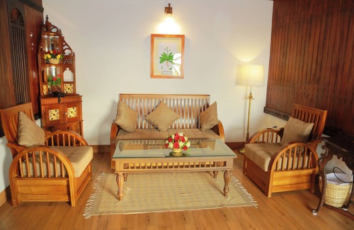 Chowara Resort | Ayursoma Ayurveda Royal Retreat