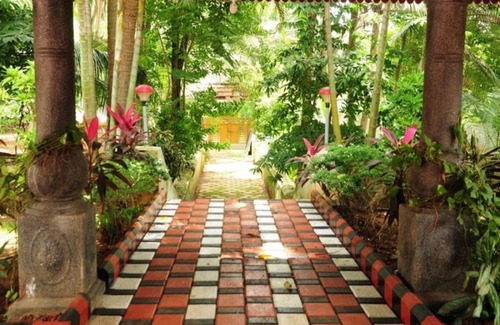 Palakkad Resort | Ayurvaidyamana