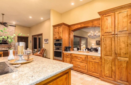 Fountain Hills House | AZ Desert Views · AZ Desert Views/Pool/Spa/Sleep 8