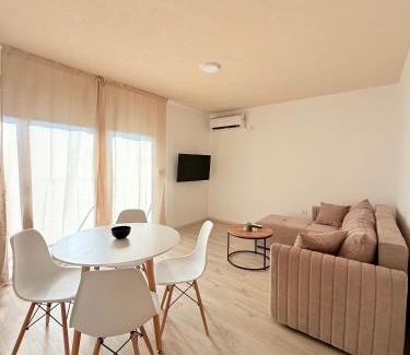 Radanovici Apartment | AZA holiday