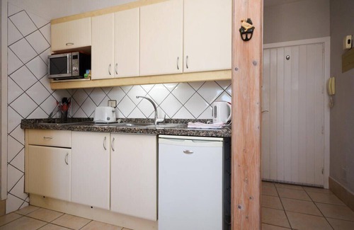 Arona Apartment | Azahara Playa 2 - Studio with private wifi