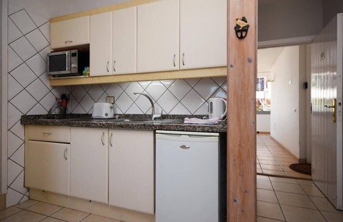 Arona Apartment | Azahara Playa 2 - Studio with private wifi