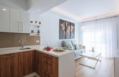 Encarnacion-Regina Apartment | Azahares Suite Apartment