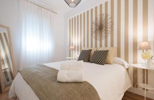 Encarnacion-Regina Apartment | Azahares Suite Apartment