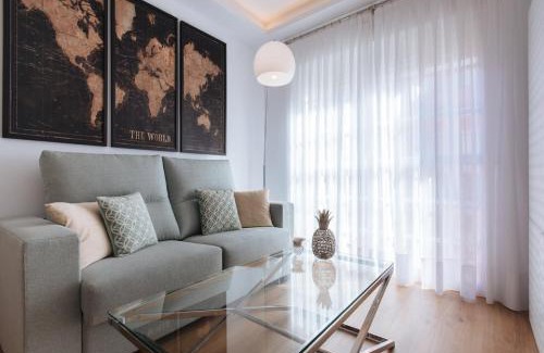 Encarnacion-Regina Apartment | Azahares Suite Apartment