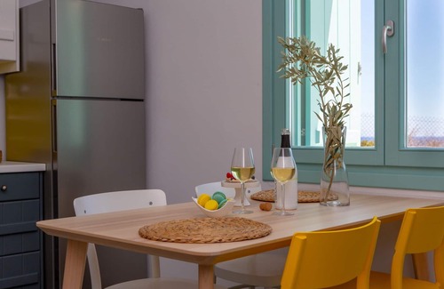 Naxos Villa | Azaland holiday house, a land to escape, a land to explore, a house to live!