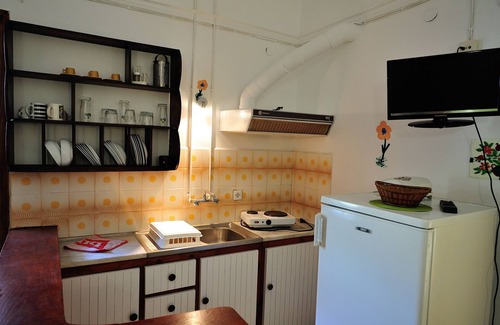 Skiathos Town House | Azalea Studios