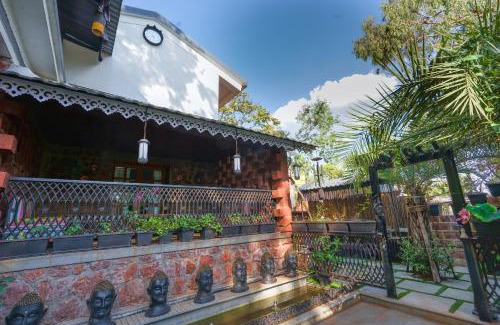 Nandanwan Hotel | Azalea Villa