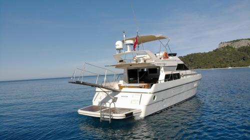 Eski Lara Boat Rental | Azce Yatçılık