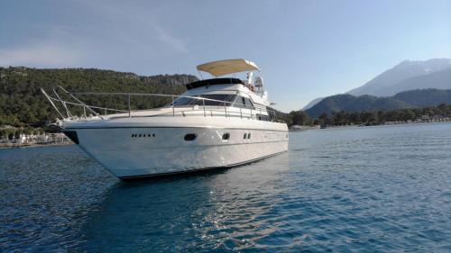 Eski Lara Boat Rental | Azce Yatçılık