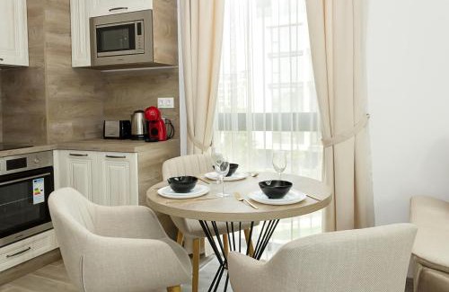 Saints Constantine and Helena Apartment | Azur Delux -1BD Flat with Parking & Pool by Flat Mаnаger