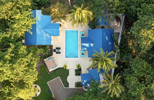 San Pedro House | AZUL VISTA VILLAS a private tropical estate with a fabulous pool for 12+ people!