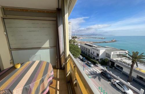 Villeneuve Loubet Beach Apartment | Azur Bleu