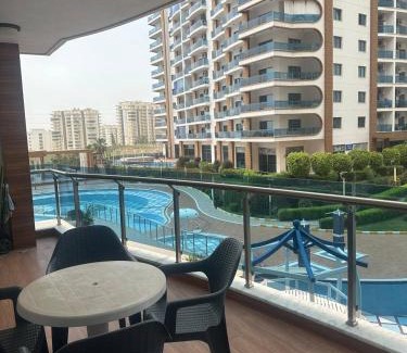 Kocasinan Apartment | Azura Alanya 2 bedroom apartment pool view