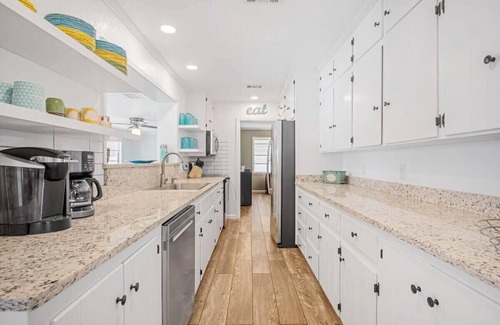 Kingsland House | Azure 1-Lakefront w/Shared Pool, Dock, & Fire Pit