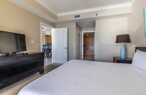 Fort Walton Beach - Destin Apartment | Azure 618 - Fort Walton Beach, FL (VA)