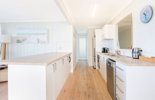 Callala Beach House | Azure Absolute Beachfront - Pet Friendly