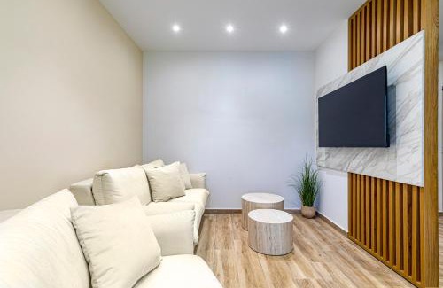 Nikita Apartment | Azure Bliss