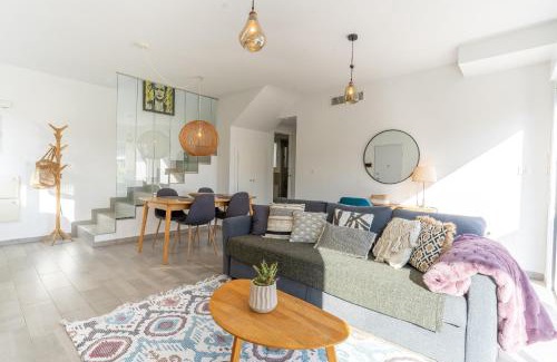 Puerto Marino Ski Chalet | Azure Escape Villa, Gran Alacant by United Renters