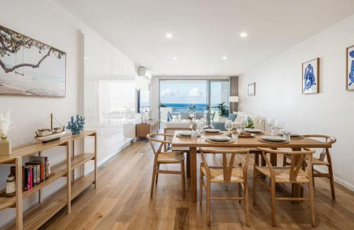 Kings Beach Apartment | Azure Oceanside Apartment at Kings Beach