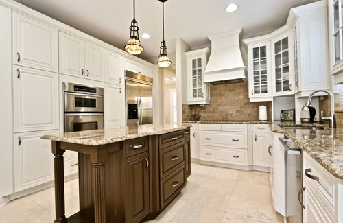 Naples House | Azure Sky Spacious 5-bedroom house with WiFi and AC in enchanting Naples