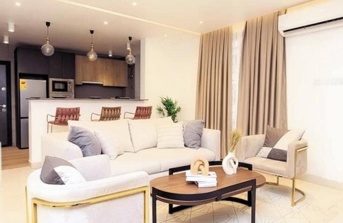 Tema House | AZURE - the perfect escape