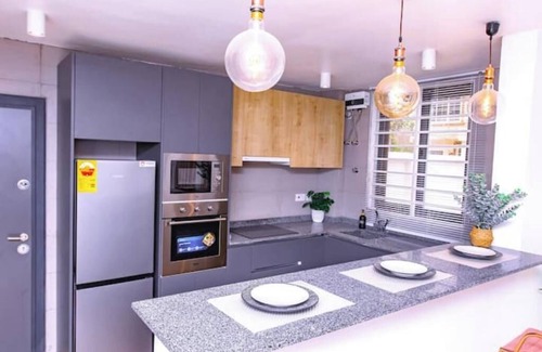 Tema House | AZURE - the perfect escape