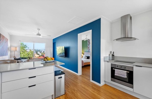 Scarborough Apartment | Azure Walk - Short Walk to the Beach