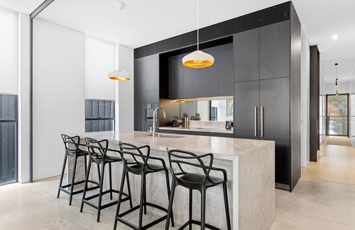Bondi House | Azure Waves Oasisn