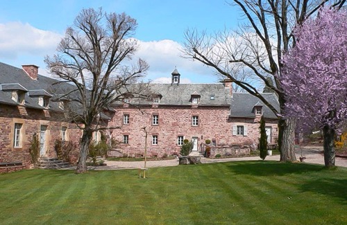 Bessuejouls Bed & Breakfast | Azurine guest room