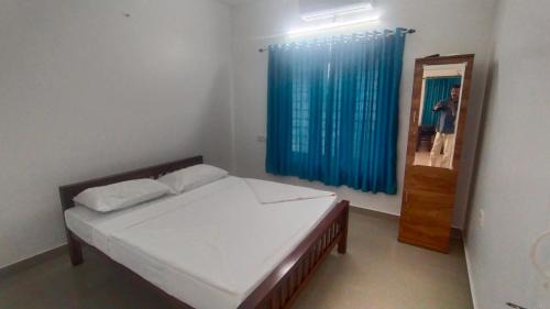 Kochi Bed & Breakfast | Azza Home