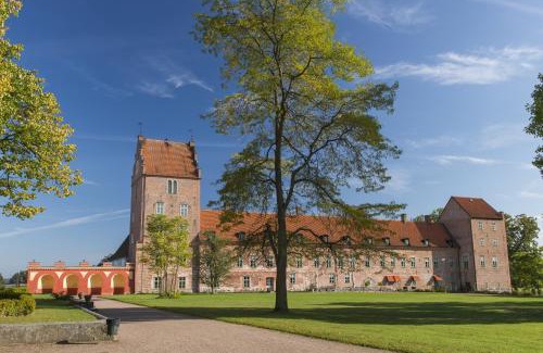 Fjalkinge Hotel | Bäckaskog Slott