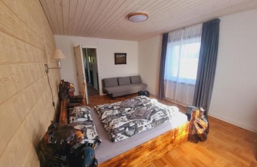 Auktsjaur Bed & Breakfast | Bärenzimmer Wilderness Life