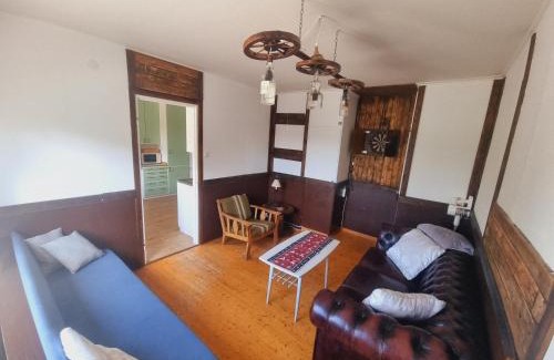 Auktsjaur Bed & Breakfast | Bärenzimmer Wilderness Life