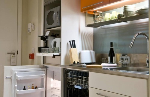 Etterbeek Hotel | B-aparthotel Montgomery