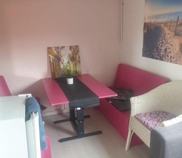 Municipality of Den Helder Bed & Breakfast | B&B boerderij rust, in pipowagens!