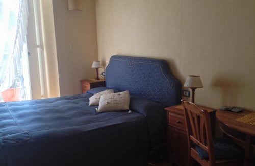 Naples City Centre Bed & Breakfast | B&B Bonapace Portanolana