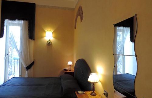 Naples City Centre Bed & Breakfast | B&B Bonapace Portanolana