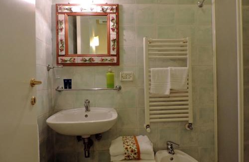Naples City Centre Bed & Breakfast | B&B Bonapace Portanolana