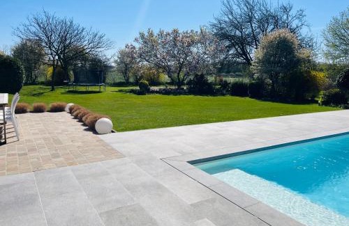 Templeuve Bed & Breakfast | B&B Casa Blanca avec accès piscine privée sans vis à vis